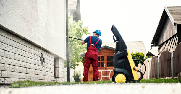 Best Fence Cleaning  in Chippewa Falls, WI